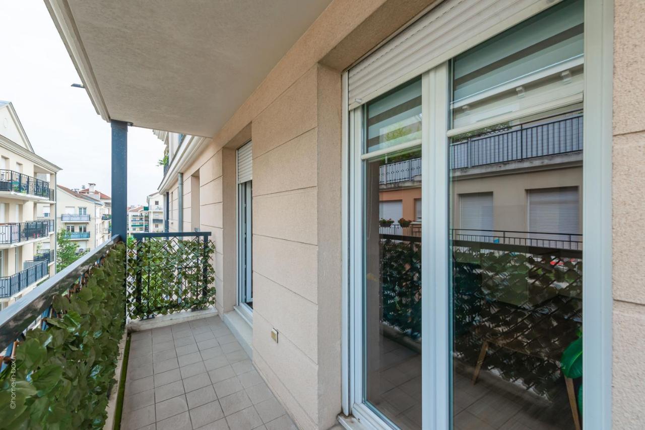 ✵ Le Saint Georges- T2 4p+ Wifi + Parking A - Fairytale Factory ✵ * Bussy-Saint-Georges